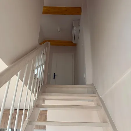 Delux - Przytulny Zakatek Karkonoszy Карпач